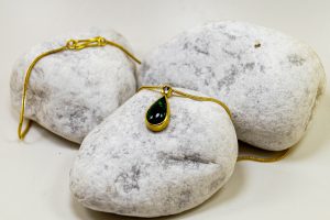 Gelbgoldkette mit Opal und Brillant