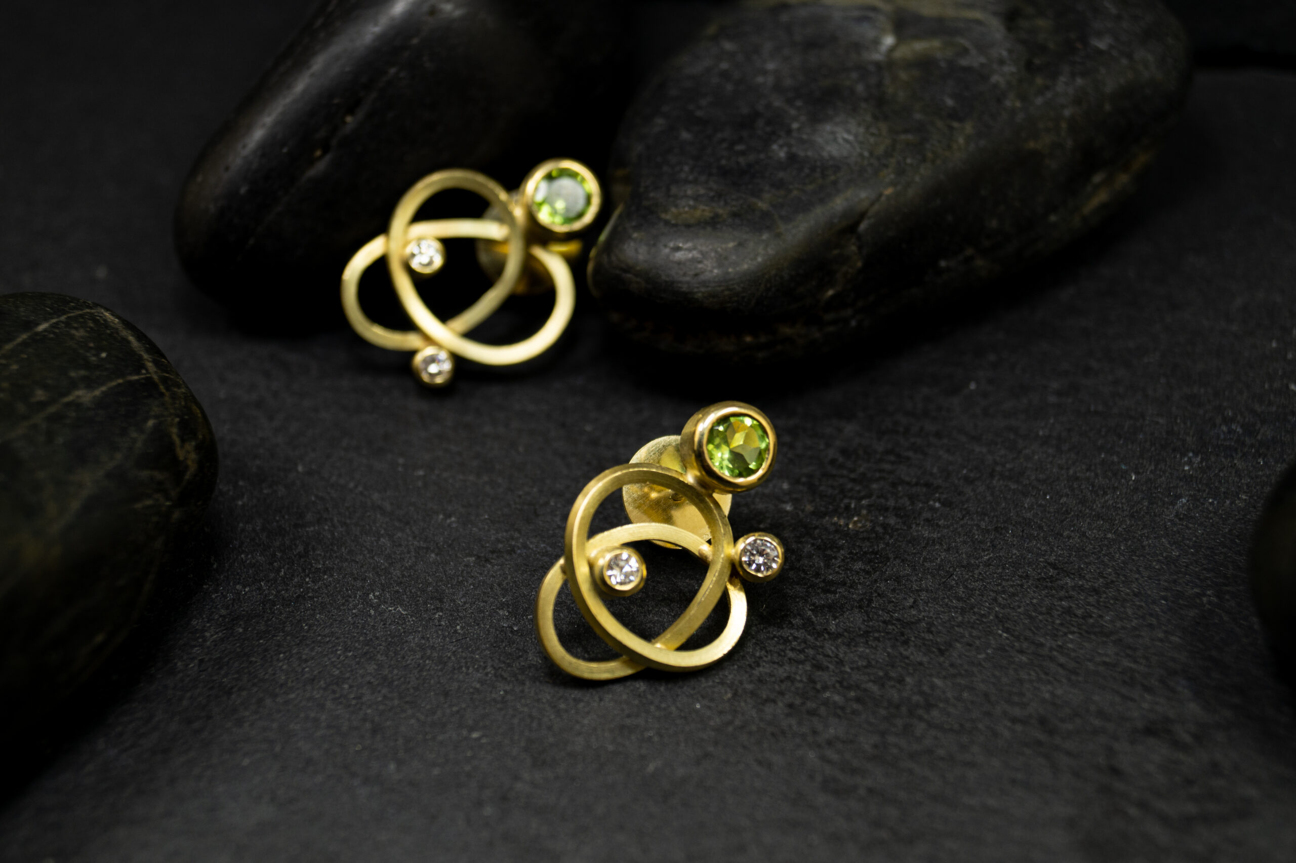 Ohrstecker Gelbgold Peridot und Brillianten